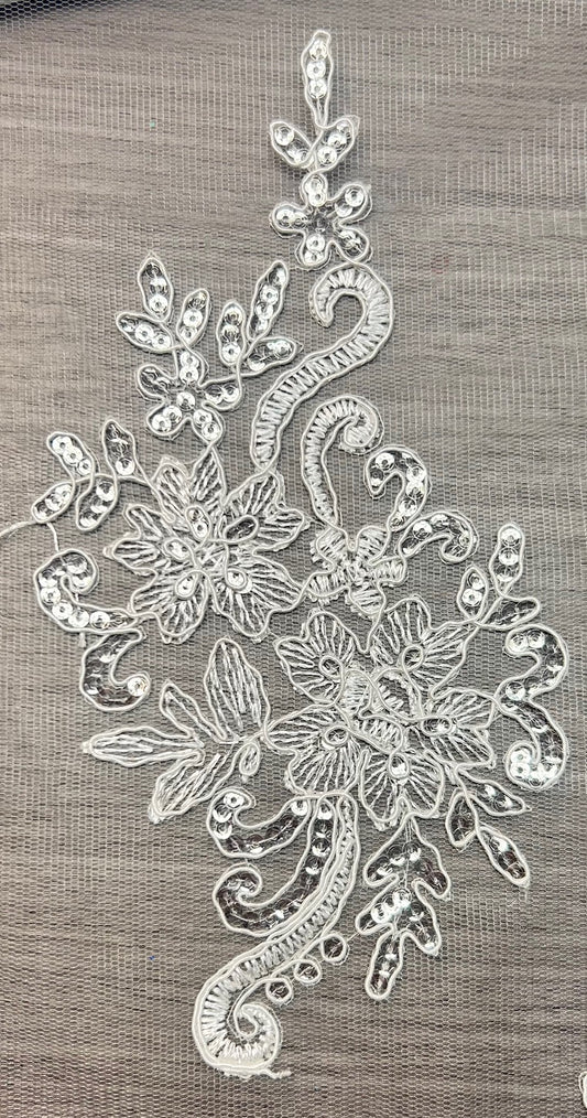 lace applique swirl